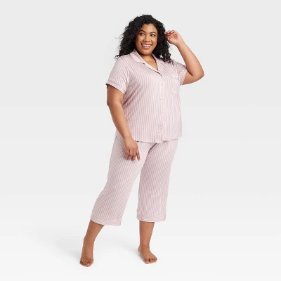 Women's Beautifully Soft Short Sleeve Notch Collar Top And Pants Pajama Set - Stars Above⢠- Image 6