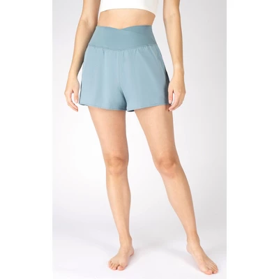 Yogalicious Womens Lightstreme Hybrid Backflip Short With Pockets - Image 6