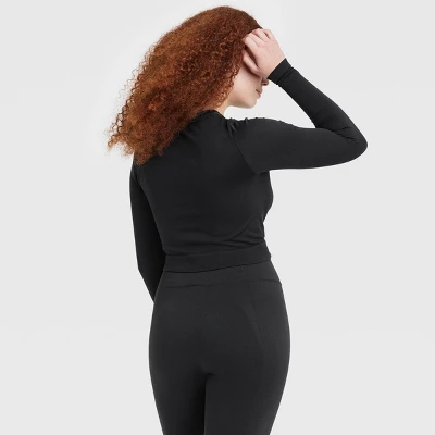 Women's Seamless Long Sleeve Crop Top - All In Motion™ - Image 3