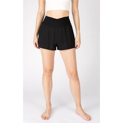 Yogalicious Womens Lightstreme Hybrid Backflip Short With Pockets - Image 4