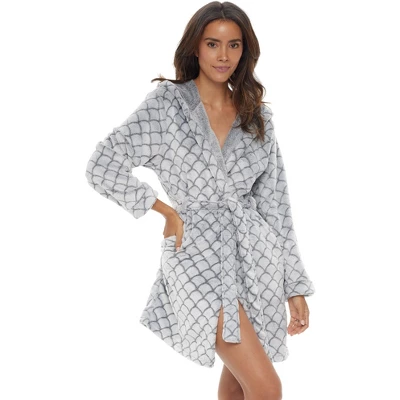 Women's Warm Soft Plush Fleece Bathrobe With Hood, Knee Length Hooded Robe, Seashell Scalloped - Image 5